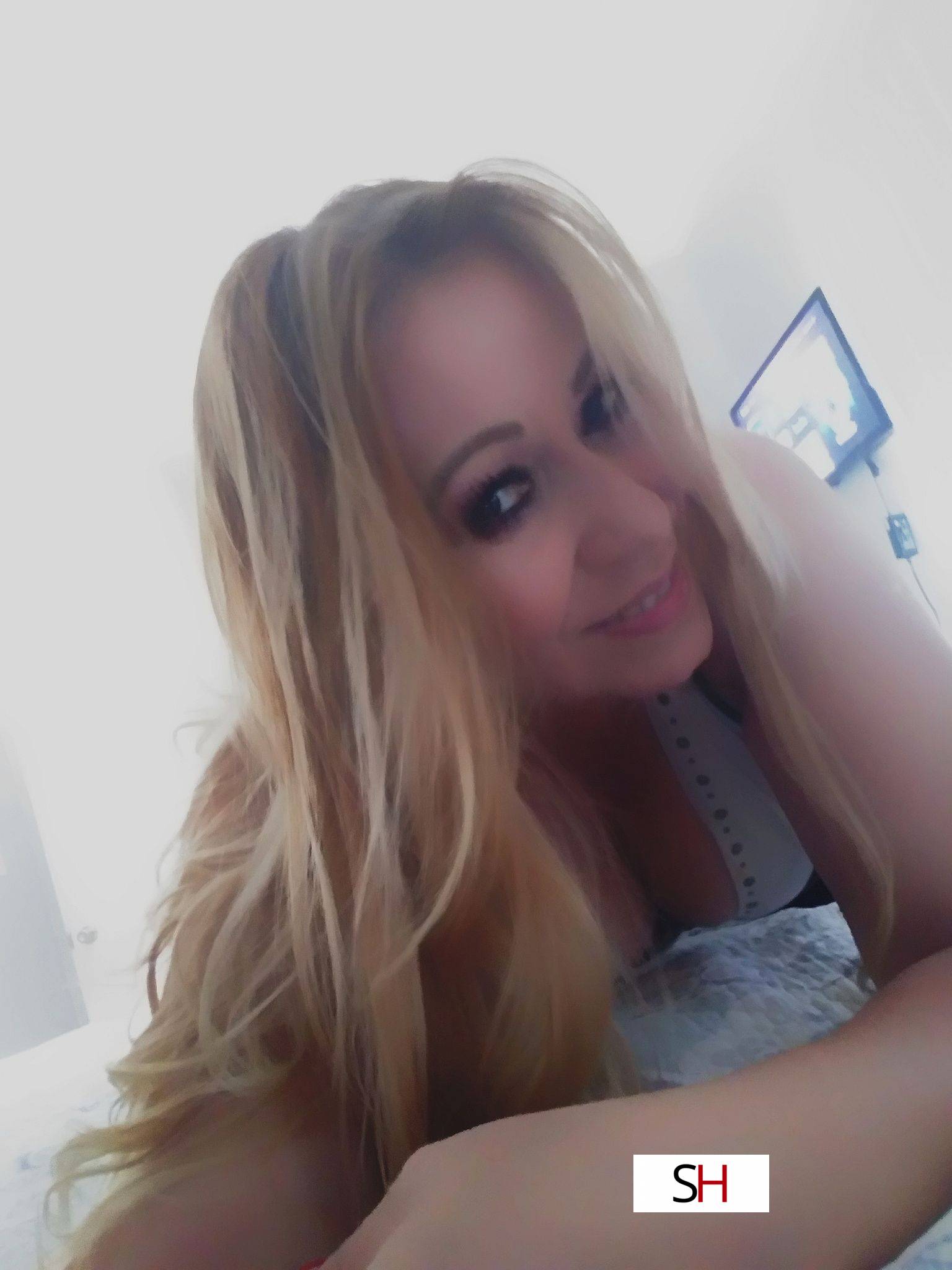 30Yrs Old Escort Size 10 169CM Tall Palm Springs CA Image - 0