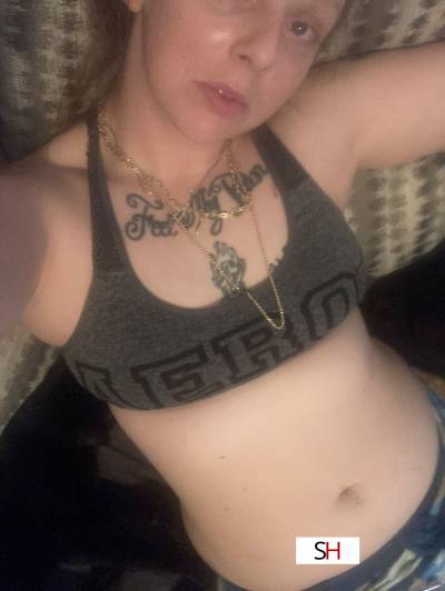 30 Year Old White Escort Tampa FL Brunette - Image 1