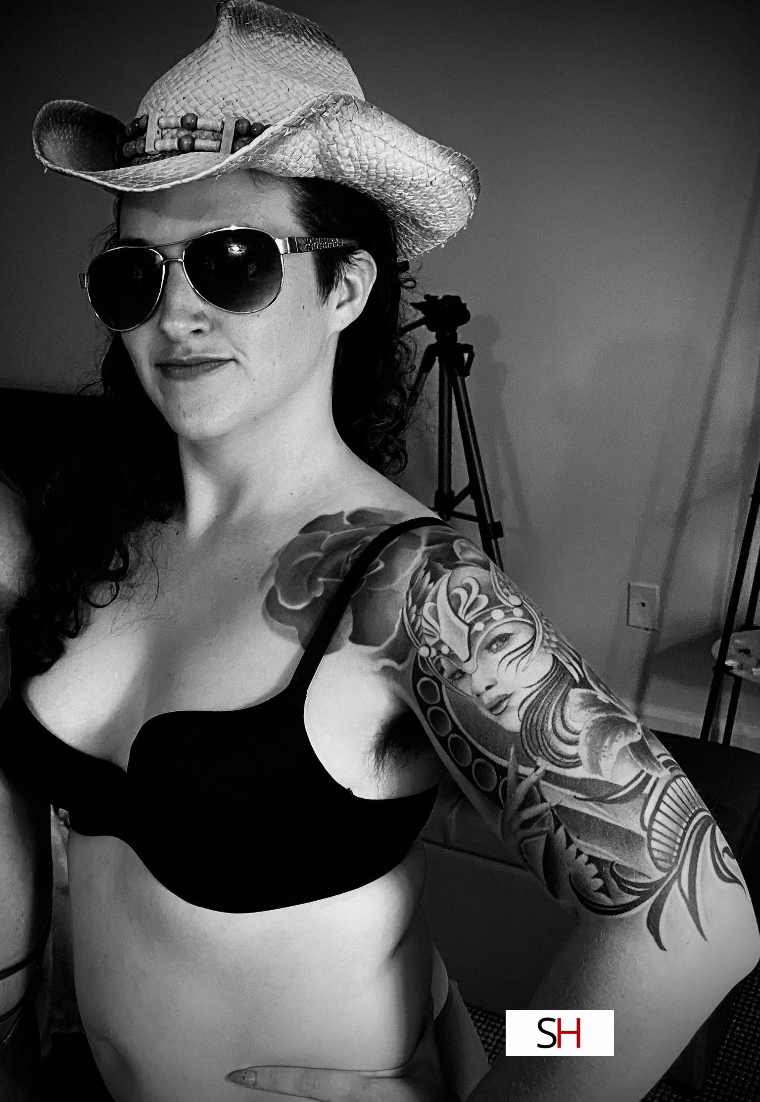 20Yrs Old Escort Size 8 164CM Tall Louisville KY Image - 5