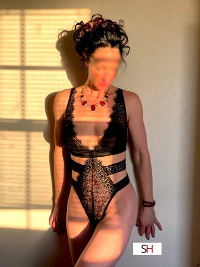 40 Year Old European Escort Dallas TX Brunette Hazel eyes - Image 2