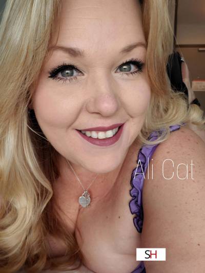 51Yrs Old Escort Size 10 162CM Tall Cedar Rapids IA Image - 21