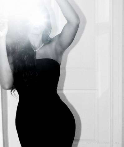 Escort 154CM Tall Charlotte NC Image - 1