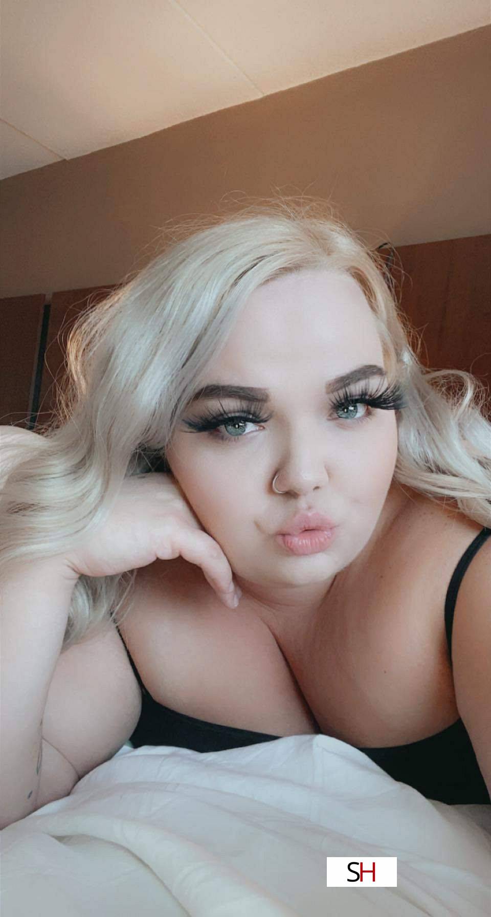 14708302982 New Girl In Town KinkyKenzie - THROATGOAT, Norwegian BBW,: