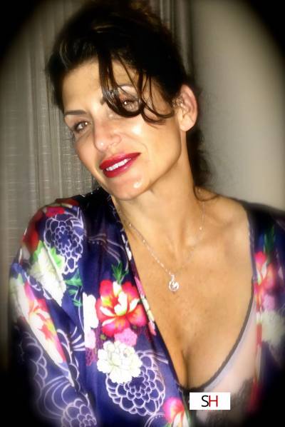 40Yrs Old Escort Size 8 171CM Tall Fort Lauderdale FL Image - 2