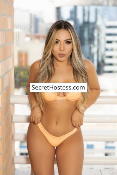 22 Year Old Caucasian Escort Split Blonde Brown eyes - Image 4