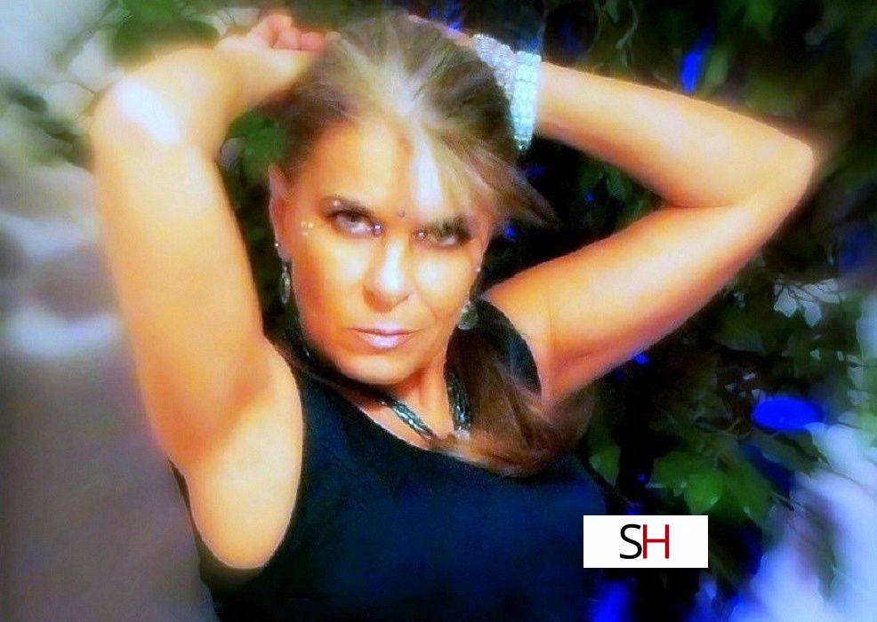 40Yrs Old Escort Size 8 160CM Tall Scottsdale AZ Image - 1