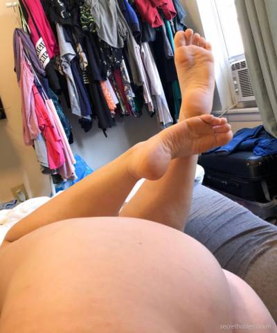 27 year old Asian Escort in Little Rock AR SNAPCHAT: bbrenda2203 ???II squirt ? ready for fun