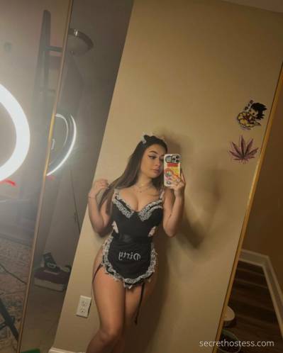 25 year old Escort in San Buenaventura CA Naughty Linda here to pleasure