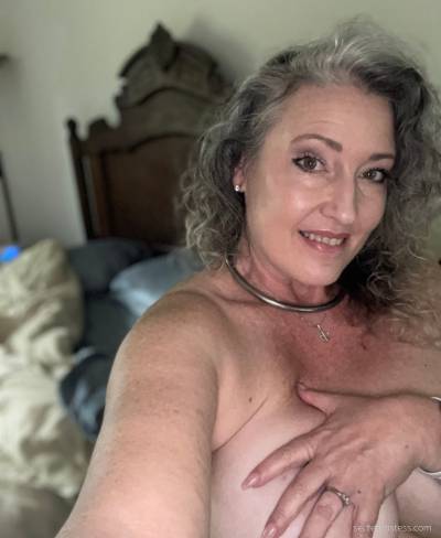 Suzzie 45Yrs Old Escort Topeka KS Image - 2