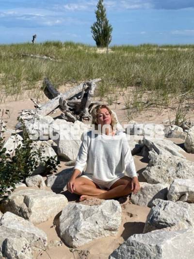 0 year old Asian Escort in Naples FL Angel rain