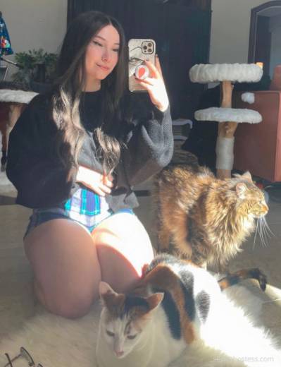 22 year old American Escort in Martinsburg WV New babe in Town i do massage and meetups?xxxx-xxx-xxx My 