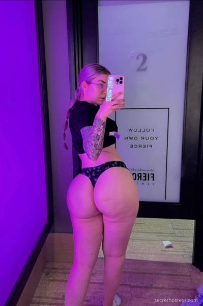 25 year old Escort in Madison WI ??i offer quality escort services, nuru massage and car meet