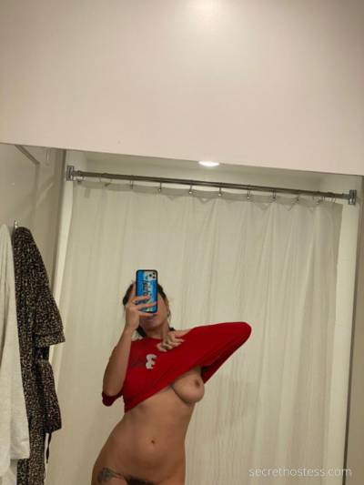 22 year old Asian Escort in Hutington / Ashland OH Hookups