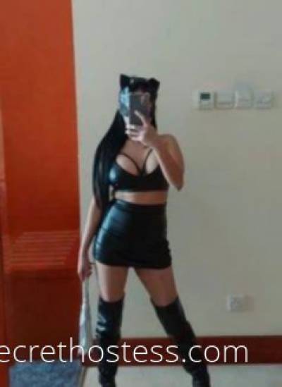 25 year old Escort in Melbourne BUSTY Delightful Alternative Cuddly Curvy girl