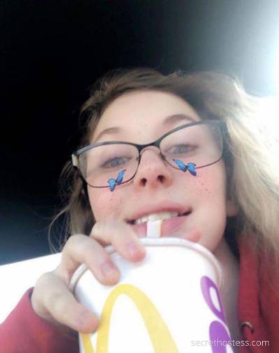 25 year old Escort in Pierre SD Female escort