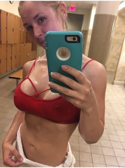 28 year old Escort in Johnson City TN I’m available both incall and outcall service