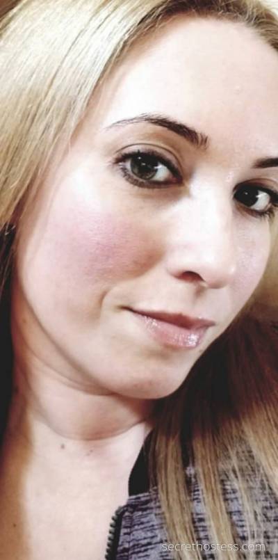 26 year old Escort in Altoona PA Available NOW