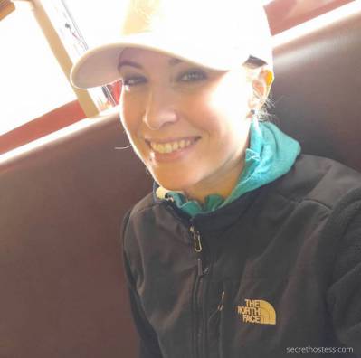 26 year old Escort in Altoona PA AVAILABLE NOW—I”m a professional hooker