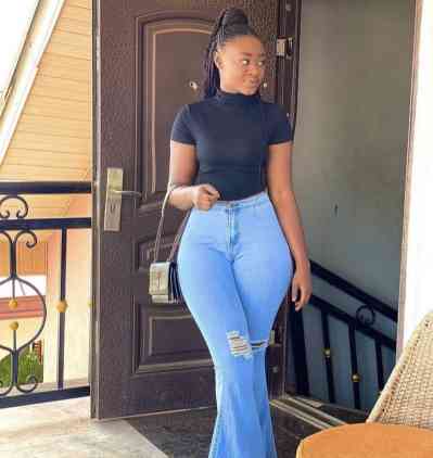 22Yrs Old Escort Size 16 35KG 16CM Tall Sekondi Takoradi Image - 2