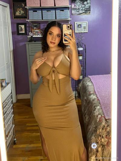 Angela 24Yrs Old Escort Size 10 Asheville NC Image - 3