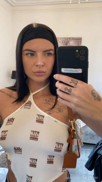 25 year old Escort in Charlotte NC Escort available for hookup