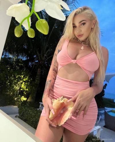 24 year old Asian Escort in High Point NC City girls escort book services