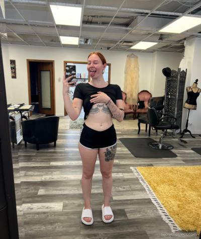 25 year old Escort in Outer Banks NC SNAPCHAT: C_flip21 ??II squirt a lot ? and ready for fun