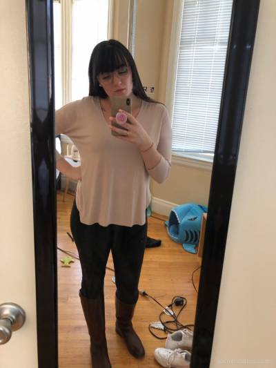 31 year old Escort in Fargo ND I am down to fuck you good and meet you anywhere