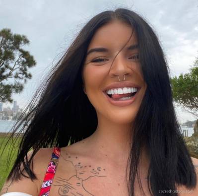 28 year old Asian Escort in Cincinnati OH I’m Down To Fuck You Good???? And I am open to meeting you