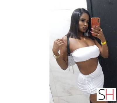 22 Year Old Black Escort Itapemirim - Image 1