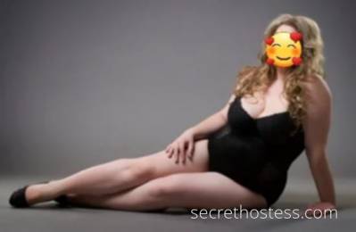 Asian Escort Philadelphia PA Brunette Green eyes - Image 3