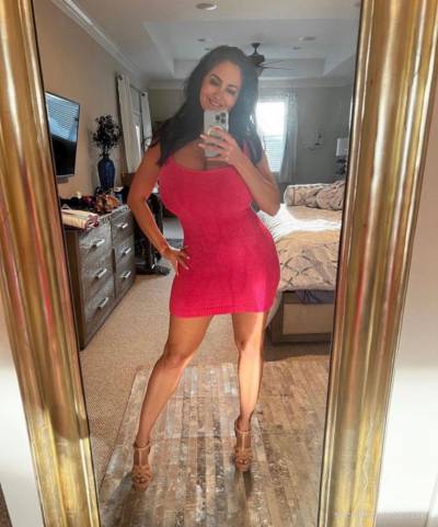 Kim 29Yrs Old Escort Size 4 Long Island NY Image - 2