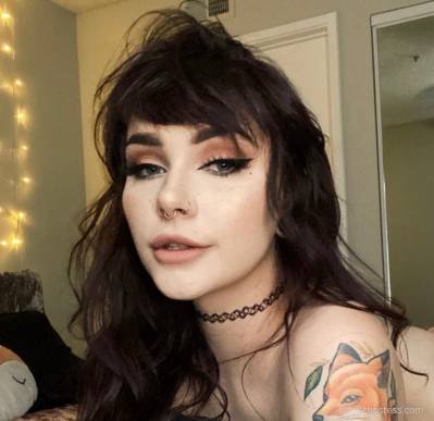 26 year old Asian Escort in New York City NY Gothic princess avail to offer quality escort services, gf 