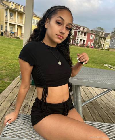 26 year old Escort in Albany NY Best escort available for hook up