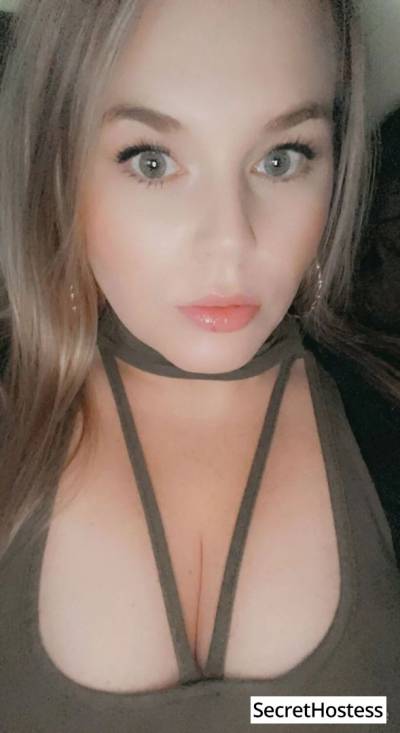 20 Year Old Escort Ottawa Blue eyes - Image 2