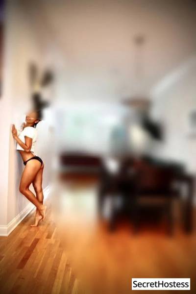 25 year old Escort in Chicago IL Cory