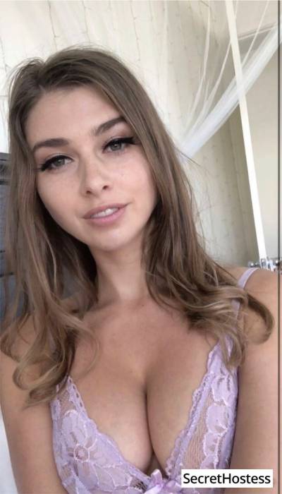 25 year old Escort in Chicago IL Candaceadair2 on Snapchat only baby