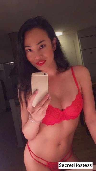 29 Year Old Asian Escort Stockholm - Image 4