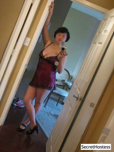 43 Year Old Asian Escort Chicago IL - Image 5