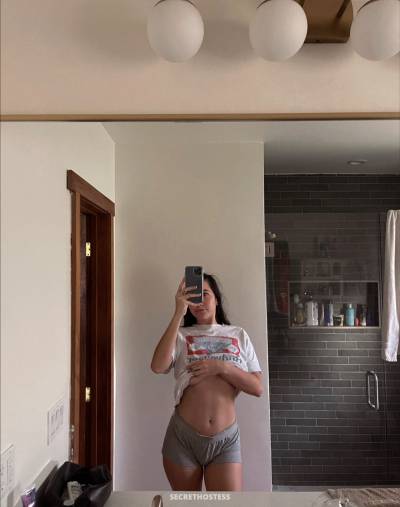 22 year old Asian Escort in Clovis / Portales NM Hookups