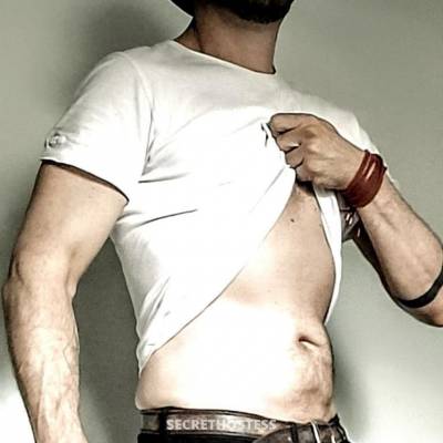 39 year old Escort in Balmain Sydney Xl male gay escort