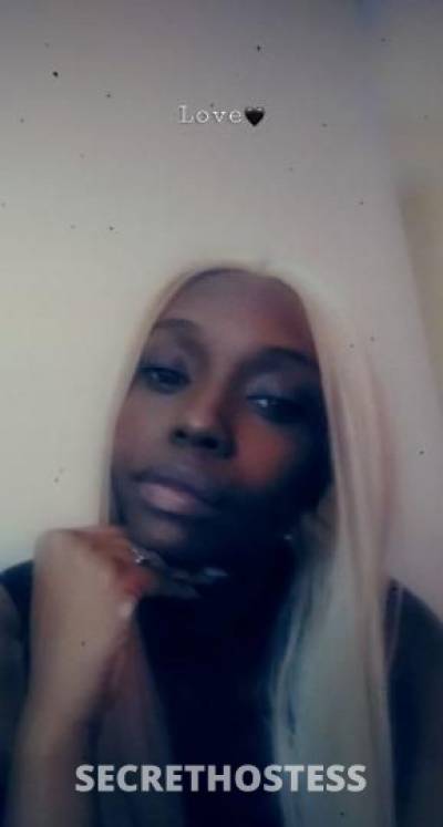 23 year old Escort in Little Rock AR Let s be sneaky and link