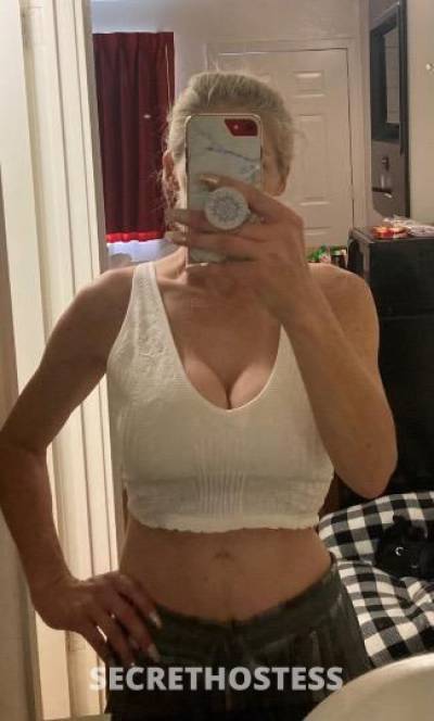 36 Year Old Escort Phoenix AZ Blonde - Image 4