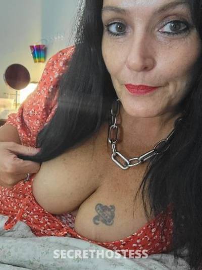 52 year old Escort in Chico CA NO DRAMA No LIMITS Mature Women Available For Incall Outcall