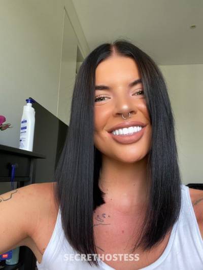 25 year old Escort in New Hampshire NH Escort available for hookup