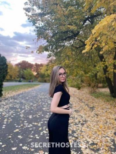 29 year old Escort in Yuma AZ Social and interactive college girl next door