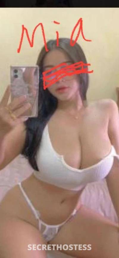 22 year old Chinese Escort in Boronia Melbourne 5 girls here Natural Big boobs 36 G+ mia &amp; yuki 