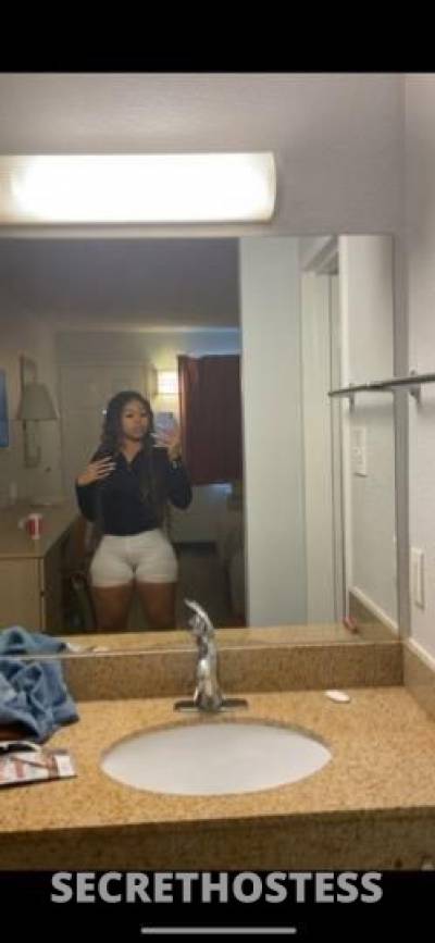 23Yrs Old Escort Chicago IL Image - 1