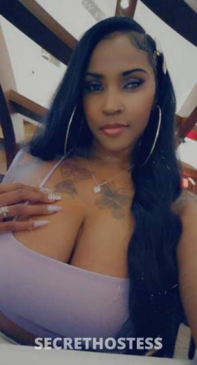 27 Year Old Dominican Escort Chicago IL - Image 1
