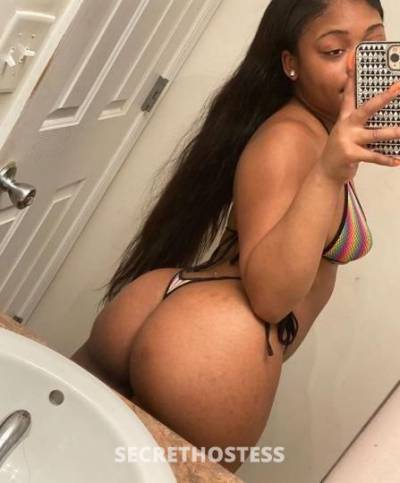 27 year old Escort in Springfield IL Young And Horney Ebony girl I am available Home Hotel Incall